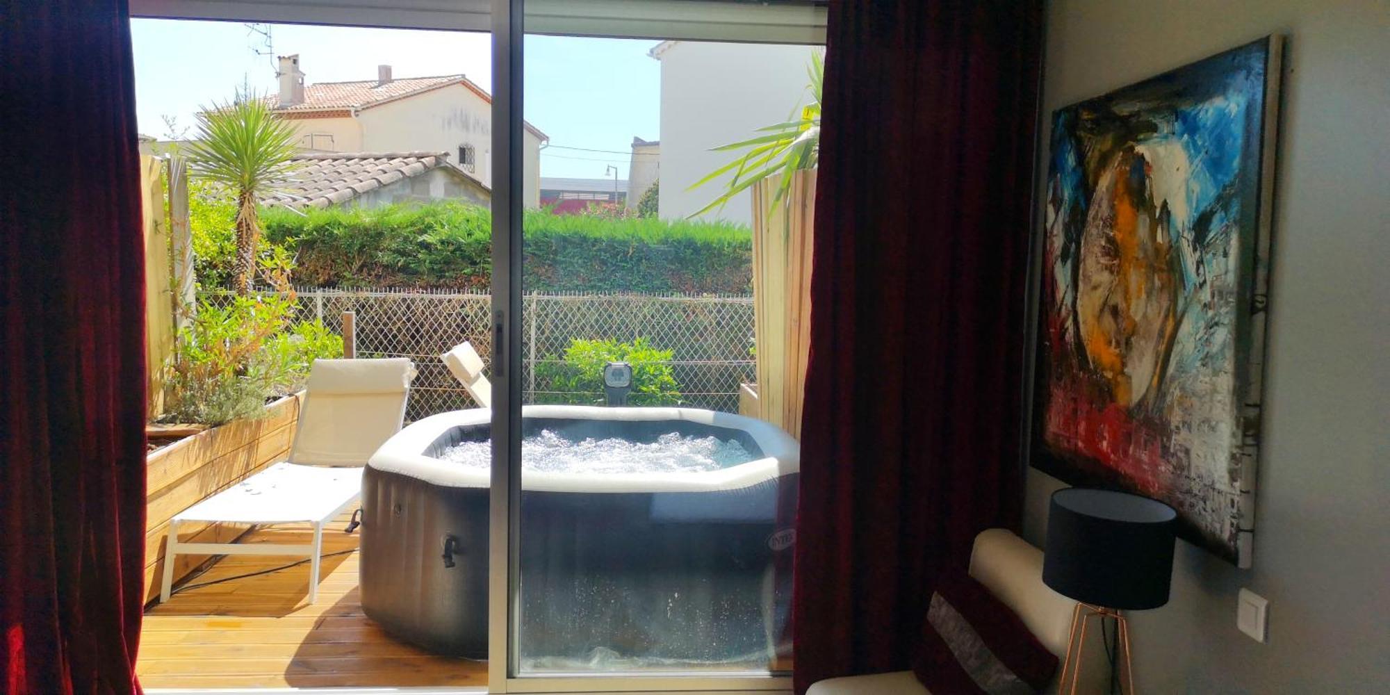Hotel Sable Et Soleil - Port, Plage Et Jacuzzi Prive Fréjus Quarto foto